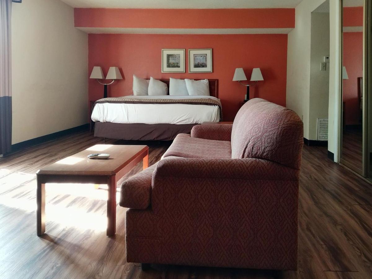 Extended Studio Hotel Jackson Exterior photo